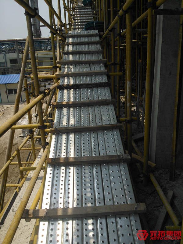 六横岛电厂项目使用钢跳板