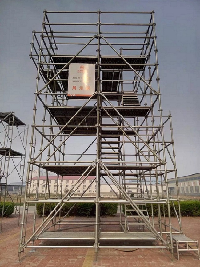 盘扣式脚手架搭建